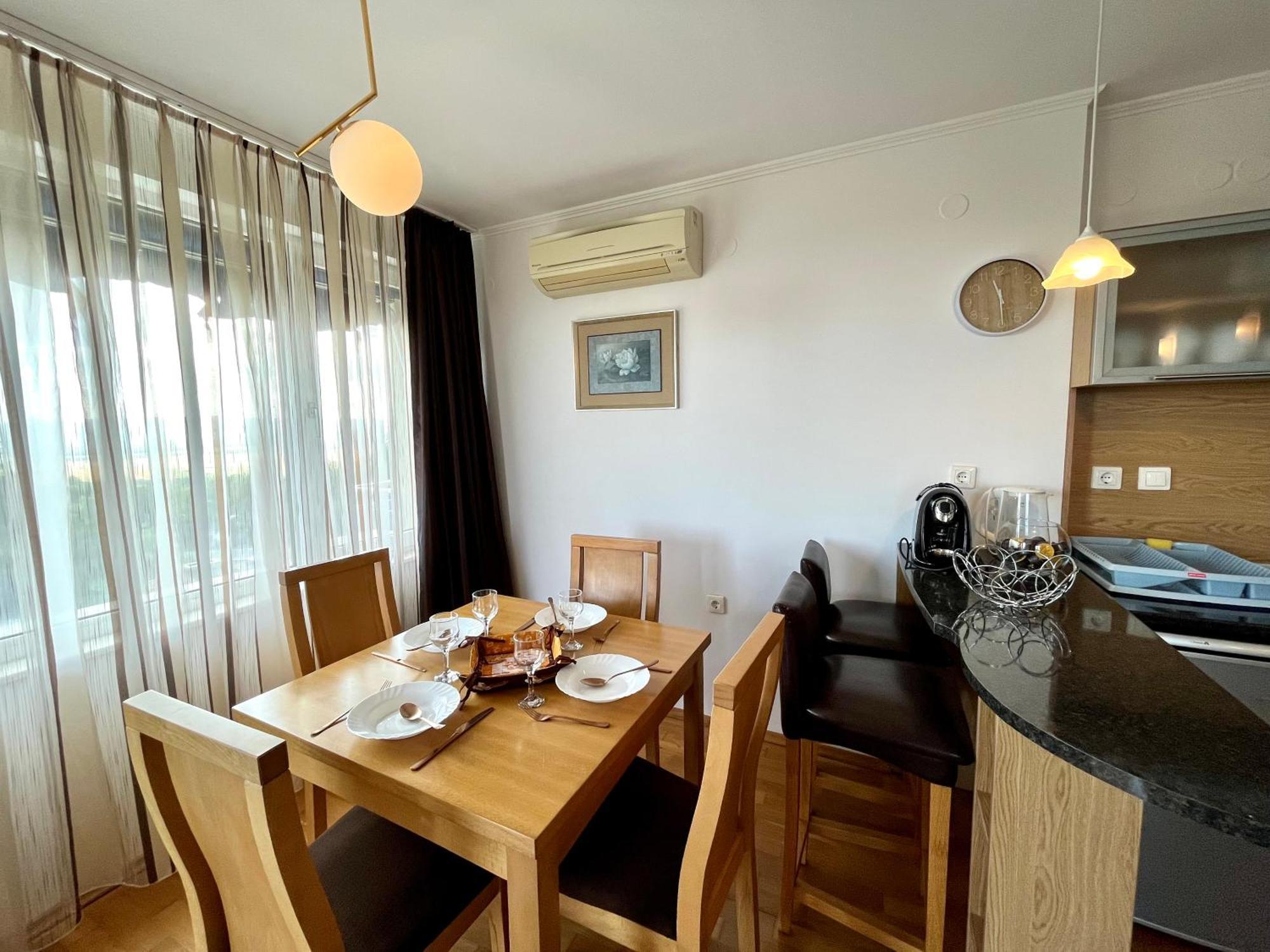 резидънс - Byala Complex Apartament *